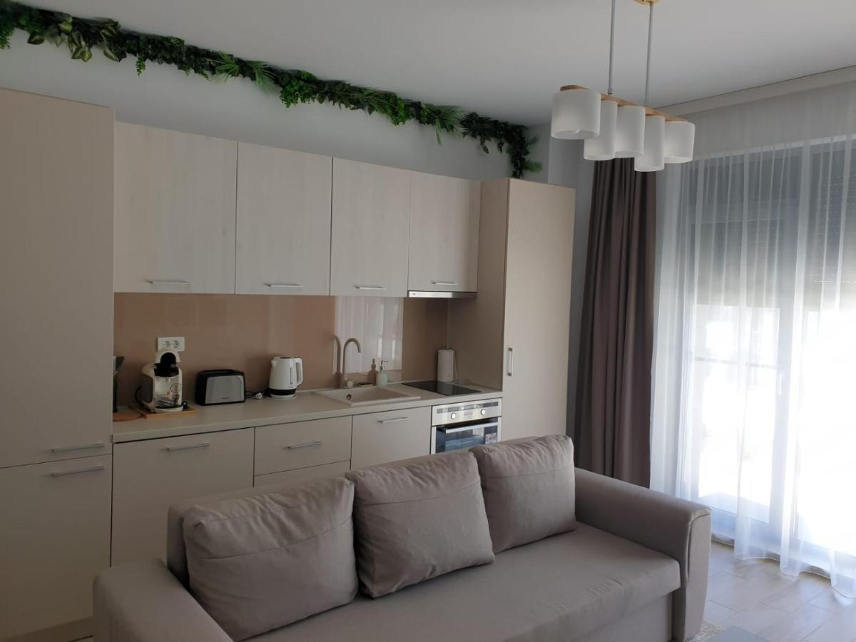Lotus Studios Mamaia Exteriör bild