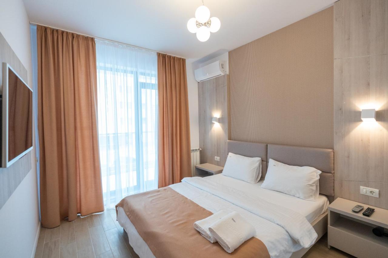 Lotus Studios Mamaia Exteriör bild