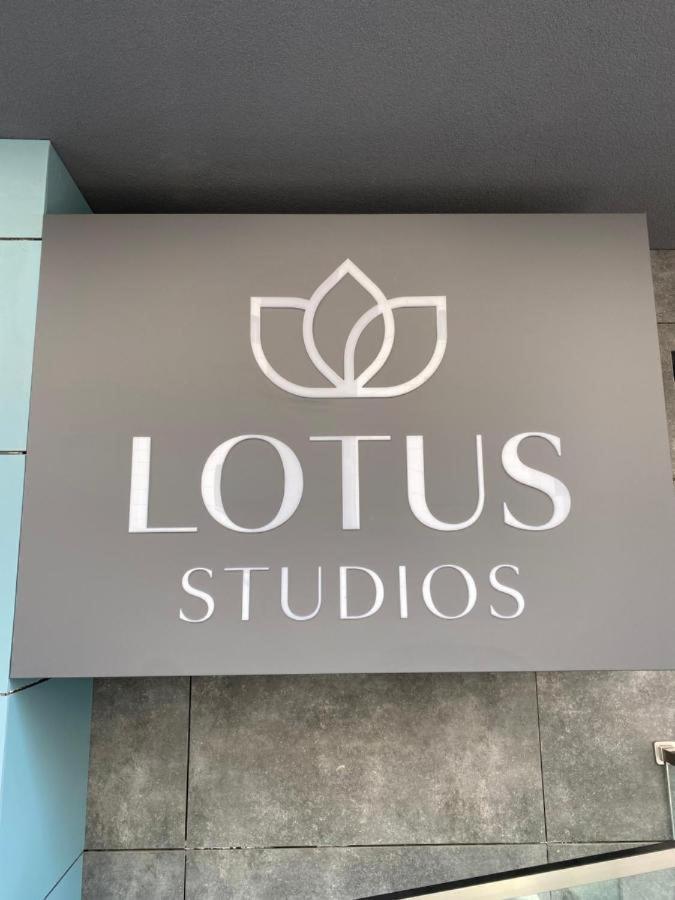 Lotus Studios Mamaia Exteriör bild